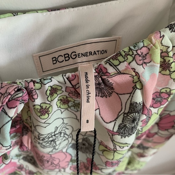 NWT BCBGeneration Smocked Floral Dress - Picture 5 of 8